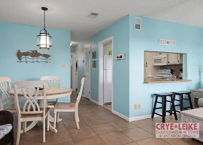 Sea Breeze 305 Holiday home